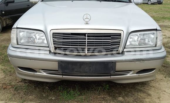 Sayi Na hannu Mercedes-Benz C180 coupe Sauran Mota in Cotonou a Benin
