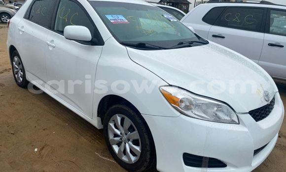Buy Used Toyota Matrix White Car in Cotonou in Benign Buy Used Toyota Matrix White Car in Cotonou in Benign