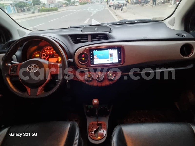 Big with watermark toyota yaris benin cotonou 16757