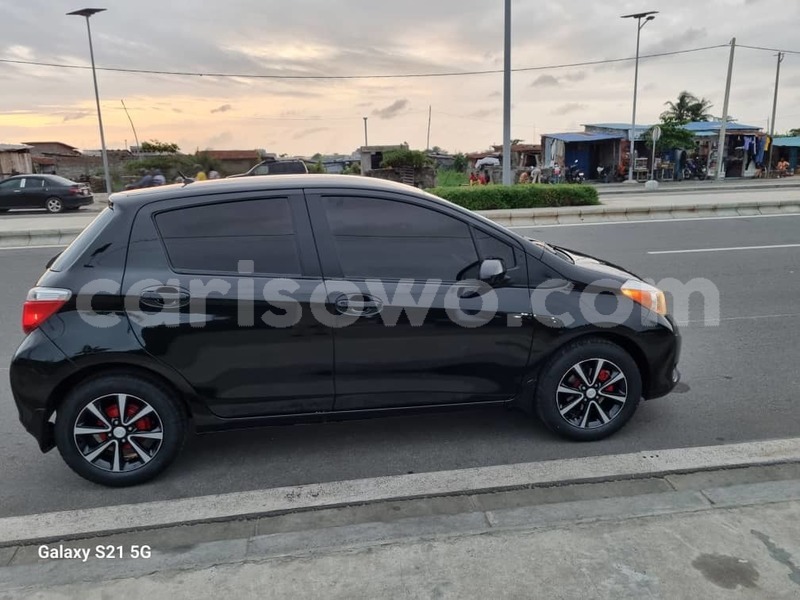 Big with watermark toyota yaris benin cotonou 16757