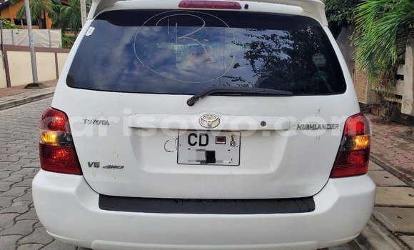 Acheter Import Voiture Toyota Highlander Blanc à Cotonou, Benin Acheter Import Voiture Toyota Highlander Blanc à Cotonou, Benin