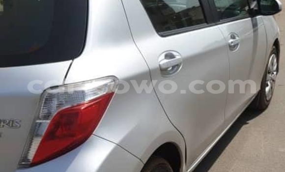 Acheter Occasion Voiture Toyota Yaris Gris à Cotonou, Benin Acheter Occasion Voiture Toyota Yaris Gris à Cotonou, Benin