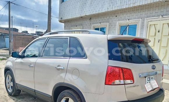 Acheter Occasion Voiture Kia Sorento Gris à Cotonou, Benin Acheter Occasion Voiture Kia Sorento Gris à Cotonou, Benin