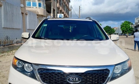 Acheter Occasion Voiture Kia Sorento Gris à Cotonou, Benin Acheter Occasion Voiture Kia Sorento Gris à Cotonou, Benin