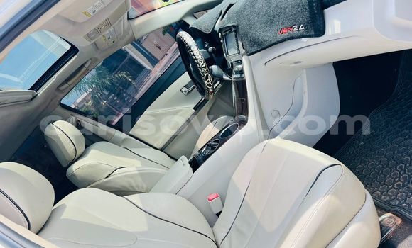 Buy Used Toyota Venza White Car in Cotonou in Benign Buy Used Toyota Venza White Car in Cotonou in Benign