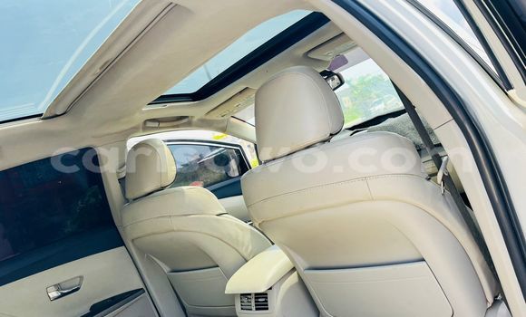 Buy Used Toyota Venza White Car in Cotonou in Benign Buy Used Toyota Venza White Car in Cotonou in Benign