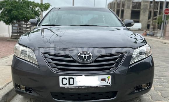 Buy Used Toyota Camry Silver Car in Cotonou in Benign
