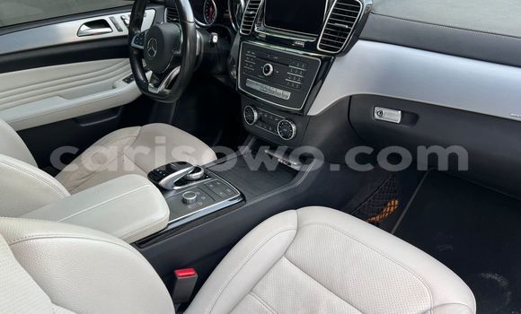 Sayi Na hannu Mercedes-Benz GLE Azurfa Mota in Cotonou a Benin Sayi Na hannu Mercedes-Benz GLE Azurfa Mota in Cotonou a Benin
