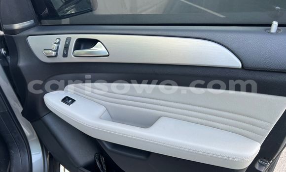 Sayi Na hannu Mercedes-Benz GLE Azurfa Mota in Cotonou a Benin Sayi Na hannu Mercedes-Benz GLE Azurfa Mota in Cotonou a Benin