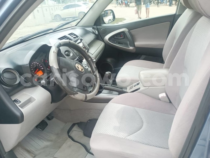 Big with watermark toyota rav4 benin cotonou 16794