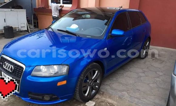 Sayi Na hannu Audi A3 Blue Mota in Cotonou a Benin