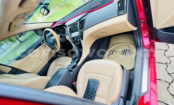 Acheter Occasion Voiture Hyundai Sonata Rouge à Cotonou, Benin Acheter Occasion Voiture Hyundai Sonata Rouge à Cotonou, Benin