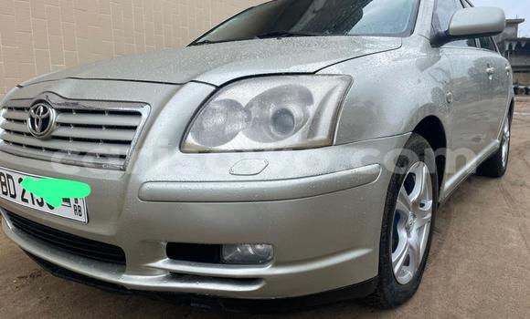Ra Àlòkù Toyota Avensis Silver Ọkọ̀ in Cotonou ni Benin Ra Àlòkù Toyota Avensis Silver Ọkọ̀ in Cotonou ni Benin