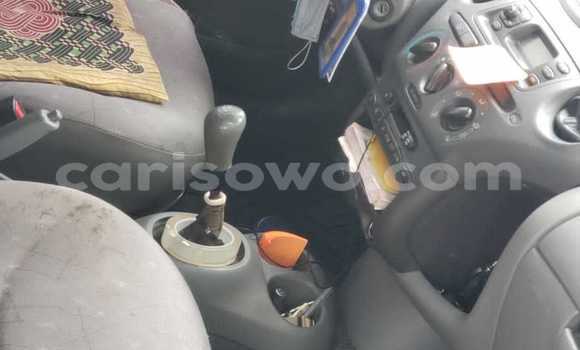 Acheter Occasion Voiture Toyota Yaris Gris à Cotonou, Benin Acheter Occasion Voiture Toyota Yaris Gris à Cotonou, Benin