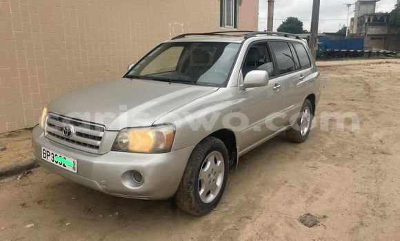 Acheter Occasion Voiture Toyota Highlander Gris à Cotonou, Benin Acheter Occasion Voiture Toyota Highlander Gris à Cotonou, Benin