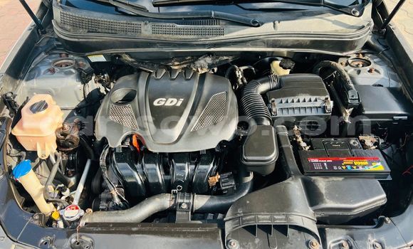 Sayi Na hannu Hyundai Sonata Azurfa Mota in Cotonou a Benin Sayi Na hannu Hyundai Sonata Azurfa Mota in Cotonou a Benin