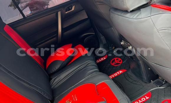 Ra Àlòkù Toyota Highlander funfun Ọkọ̀ in Cotonou ni Benin Ra Àlòkù Toyota Highlander funfun Ọkọ̀ in Cotonou ni Benin