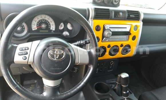 Ra Imported Toyota FJ Cruiser Miiran Ọkọ̀ in Cotonou ni Benin Ra Imported Toyota FJ Cruiser Miiran Ọkọ̀ in Cotonou ni Benin