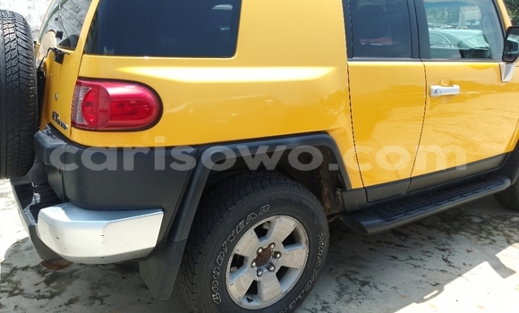 Ra Imported Toyota FJ Cruiser Miiran Ọkọ̀ in Cotonou ni Benin Ra Imported Toyota FJ Cruiser Miiran Ọkọ̀ in Cotonou ni Benin