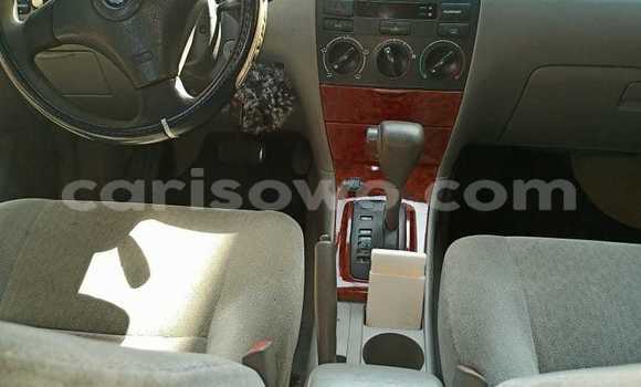 Sayi Na hannu Toyota Corolla Azurfa Mota in Cotonou a Benin Sayi Na hannu Toyota Corolla Azurfa Mota in Cotonou a Benin