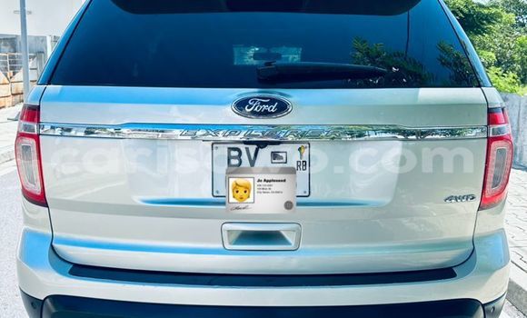 Ra Àlòkù Ford Explorer Silver Ọkọ̀ in Cotonou ni Benin Ra Àlòkù Ford Explorer Silver Ọkọ̀ in Cotonou ni Benin