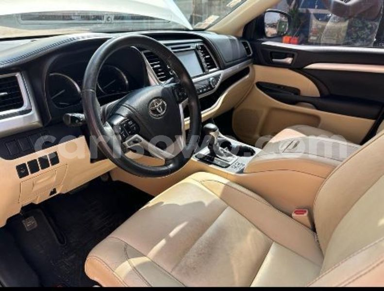 Big with watermark toyota highlander benin cotonou 16867