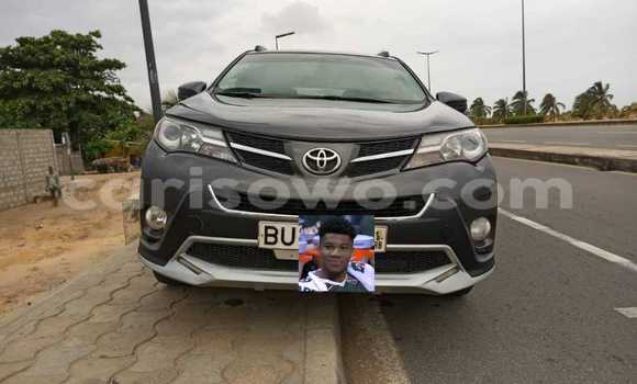 Sayi Na hannu Toyota RAV4 Azurfa Mota in Cotonou a Benin Sayi Na hannu Toyota RAV4 Azurfa Mota in Cotonou a Benin