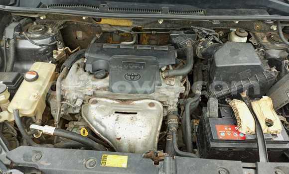 Sayi Na hannu Toyota RAV4 Azurfa Mota in Cotonou a Benin Sayi Na hannu Toyota RAV4 Azurfa Mota in Cotonou a Benin