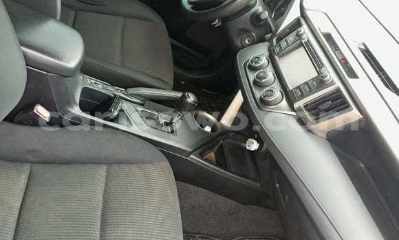 Sayi Na hannu Toyota RAV4 Azurfa Mota in Cotonou a Benin Sayi Na hannu Toyota RAV4 Azurfa Mota in Cotonou a Benin