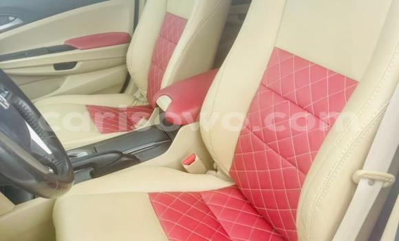 Acheter Occasion Voiture Honda Accord Blanc à Cotonou, Benin Acheter Occasion Voiture Honda Accord Blanc à Cotonou, Benin