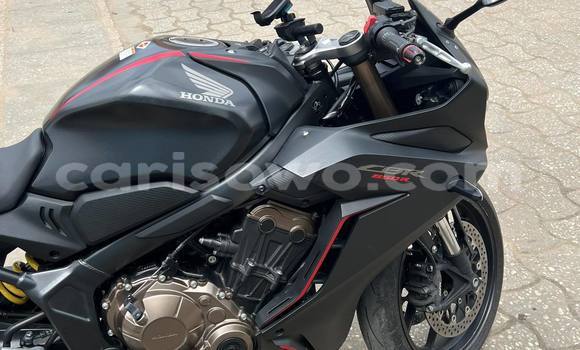 Buy Used Honda CBR Black Bike in Cotonou in Benign Buy Used Honda CBR Black Bike in Cotonou in Benign