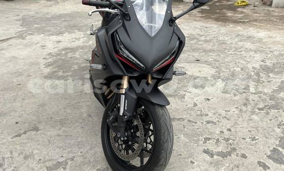 Buy Used Honda CBR Black Bike in Cotonou in Benign Buy Used Honda CBR Black Bike in Cotonou in Benign