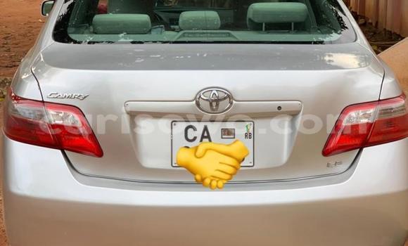 Sayi Na hannu Toyota Camry Azurfa Mota in Cotonou a Benin Sayi Na hannu Toyota Camry Azurfa Mota in Cotonou a Benin