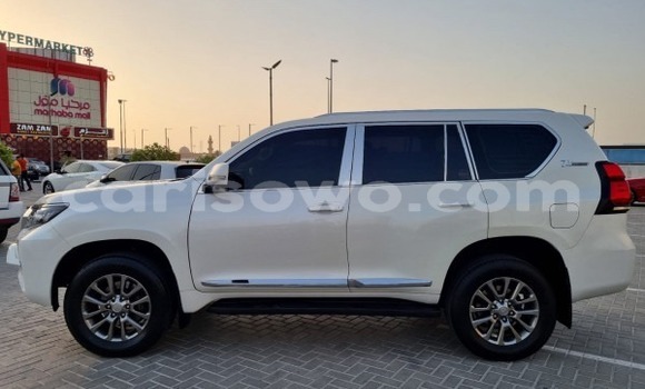 Acheter Occasion Voiture Toyota Prado Blanc à Abomey, Benin Acheter Occasion Voiture Toyota Prado Blanc à Abomey, Benin