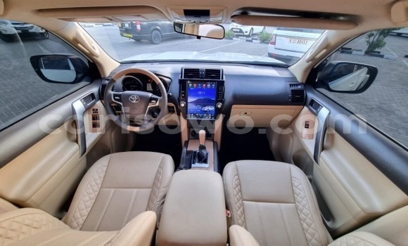 Acheter Occasion Voiture Toyota Prado Blanc à Abomey, Benin Acheter Occasion Voiture Toyota Prado Blanc à Abomey, Benin