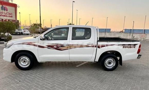 Acheter Occasion Voiture Toyota Hilux Blanc à Abomey, Benin Acheter Occasion Voiture Toyota Hilux Blanc à Abomey, Benin