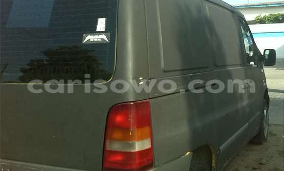 Buy Used Mercedes-Benz 190 Green Car in Cotonou in Benign Buy Used Mercedes-Benz 190 Green Car in Cotonou in Benign