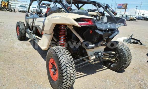 Acheter Occasion Moto Can-am/ Brp Maverick Noir à Cotonou, Benin Acheter Occasion Moto Can-am/ Brp Maverick Noir à Cotonou, Benin