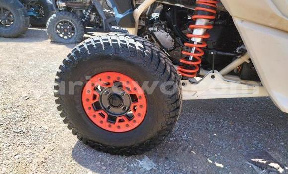 Acheter Occasion Moto Can-am/ Brp Maverick Noir à Cotonou, Benin Acheter Occasion Moto Can-am/ Brp Maverick Noir à Cotonou, Benin