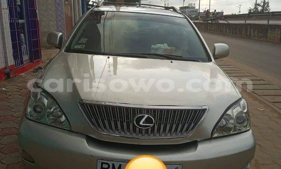 Ra Àlòkù Luxgen Luxgen5 Miiran Ọkọ̀ in Cotonou ni Benin Ra Àlòkù Luxgen Luxgen5 Miiran Ọkọ̀ in Cotonou ni Benin