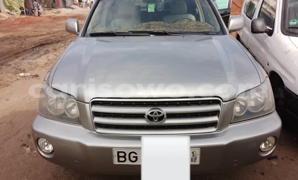 Acheter Occasion Voiture Toyota Highlander Gris à Cotonou, Benin Acheter Occasion Voiture Toyota Highlander Gris à Cotonou, Benin
