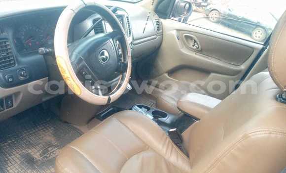 Ra Àlòkù Mazda Tribute Blue Ọkọ̀ in Cotonou ni Benin Ra Àlòkù Mazda Tribute Blue Ọkọ̀ in Cotonou ni Benin