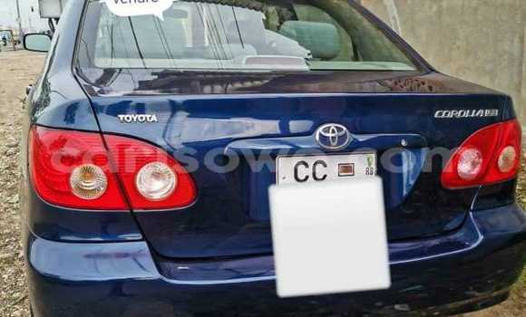 Sayi Na hannu Toyota Corolla Blue Mota in Cotonou a Benin