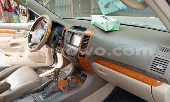 Sayi Na hannu Lexus GX Azurfa Mota in Cotonou a Benin Sayi Na hannu Lexus GX Azurfa Mota in Cotonou a Benin