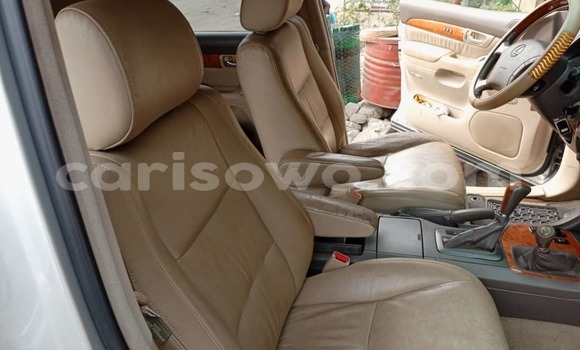 Sayi Na hannu Lexus GX Azurfa Mota in Cotonou a Benin Sayi Na hannu Lexus GX Azurfa Mota in Cotonou a Benin