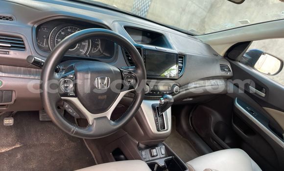 Ra Àlòkù Honda CR–V Blue Ọkọ̀ in Cotonou ni Benin Ra Àlòkù Honda CR–V Blue Ọkọ̀ in Cotonou ni Benin