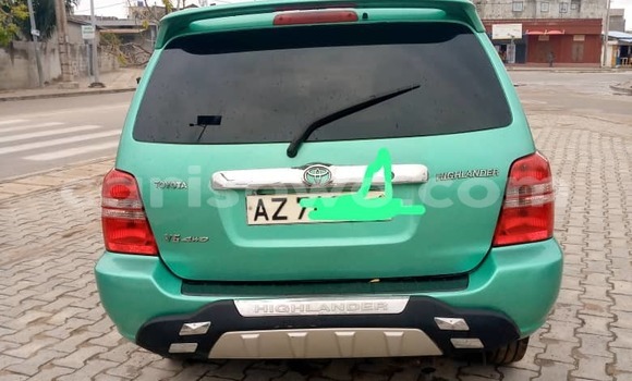 Acheter Occasion Voiture Toyota Highlander Vert à Cotonou, Benin Acheter Occasion Voiture Toyota Highlander Vert à Cotonou, Benin