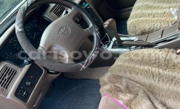 Ra Àlòkù Toyota Camry Silver Ọkọ̀ in Cotonou ni Benin Ra Àlòkù Toyota Camry Silver Ọkọ̀ in Cotonou ni Benin