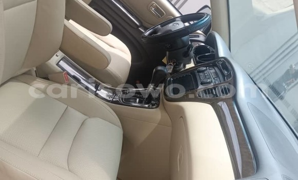 Ra Àlòkù Toyota Highlander Blue Ọkọ̀ in Cotonou ni Benin Ra Àlòkù Toyota Highlander Blue Ọkọ̀ in Cotonou ni Benin