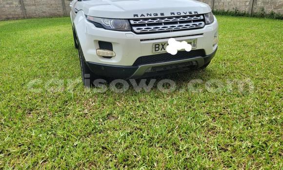 Acheter Occasion Voiture Land Rover Range Rover Evoque Blanc à Cotonou, Benin Acheter Occasion Voiture Land Rover Range Rover Evoque Blanc à Cotonou, Benin